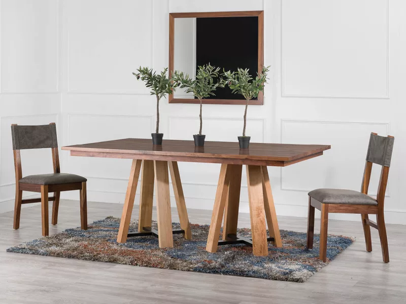 Bryceland Dining Set