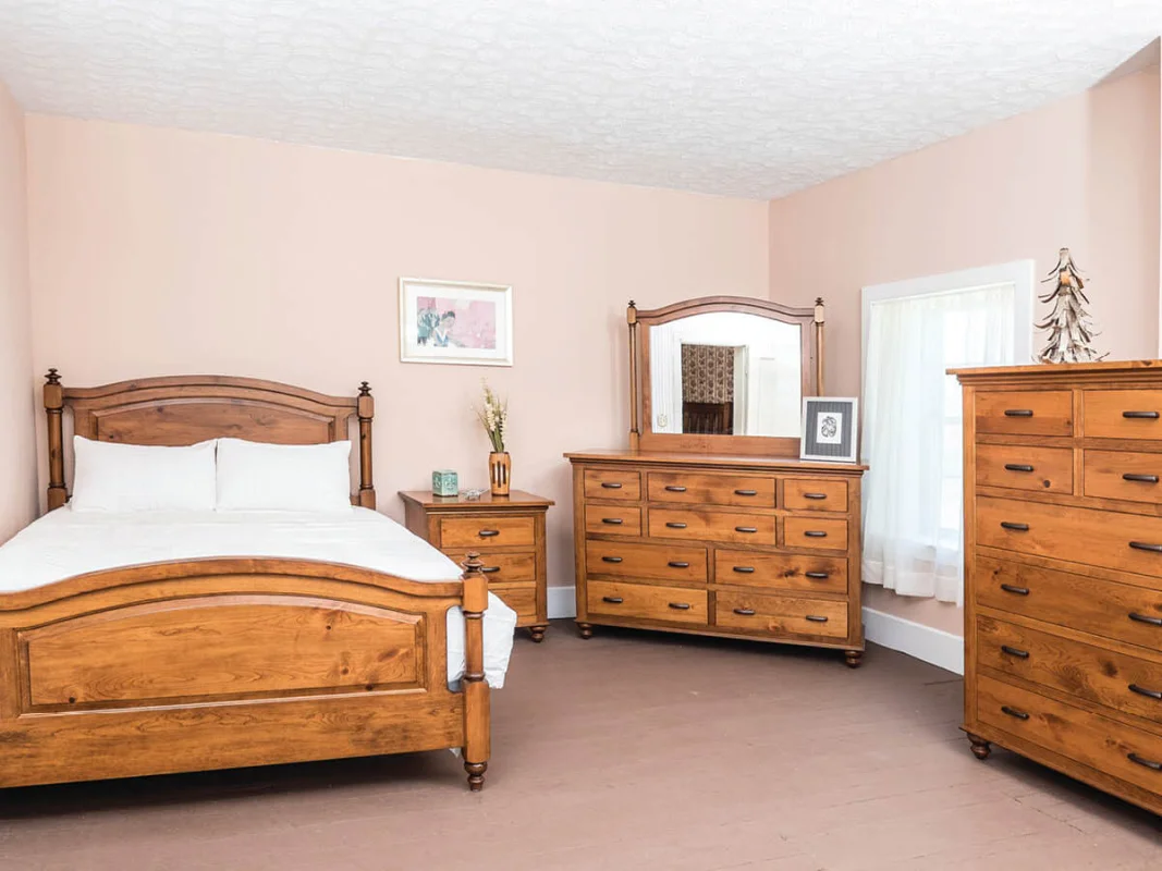 Glen Allen Bedroom Collection