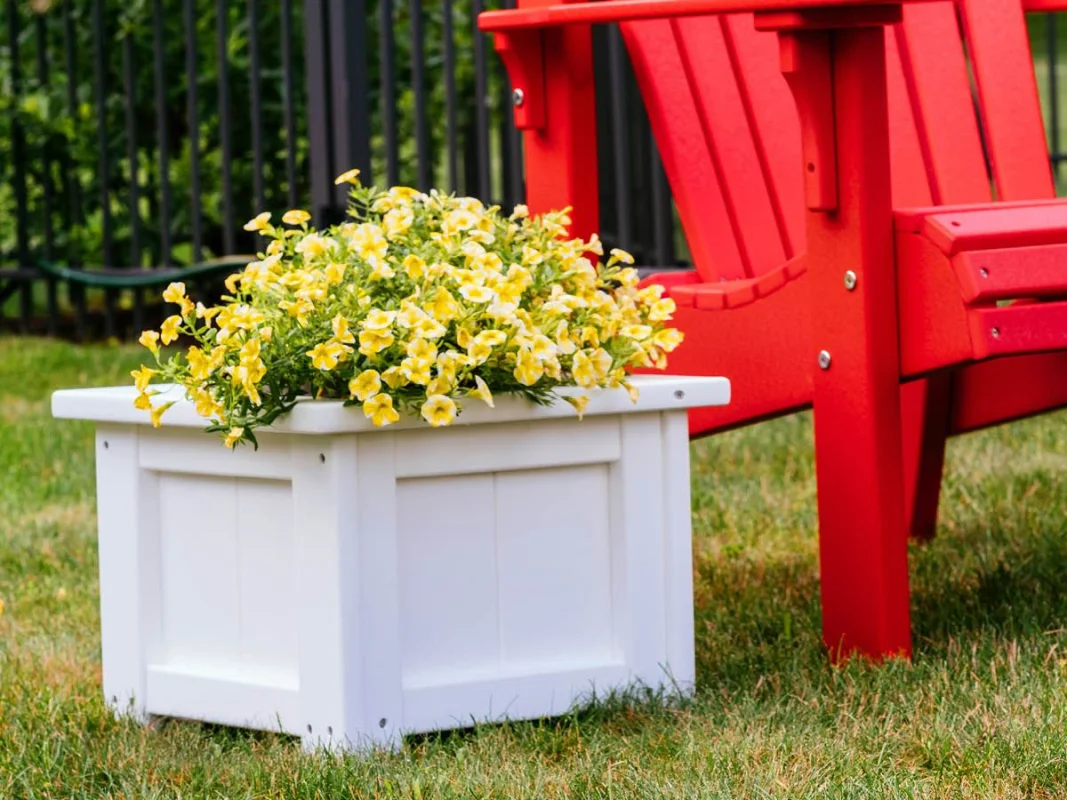 White Poly Lumber Planter Box