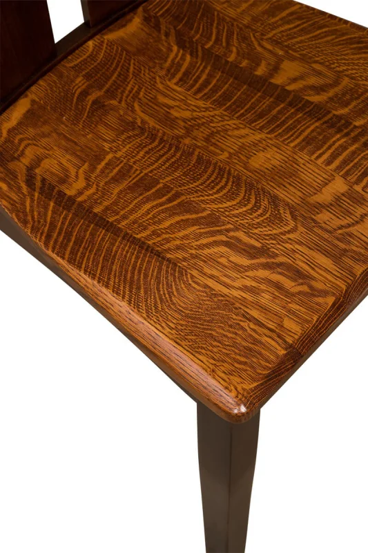Scooped seat with roundover edge