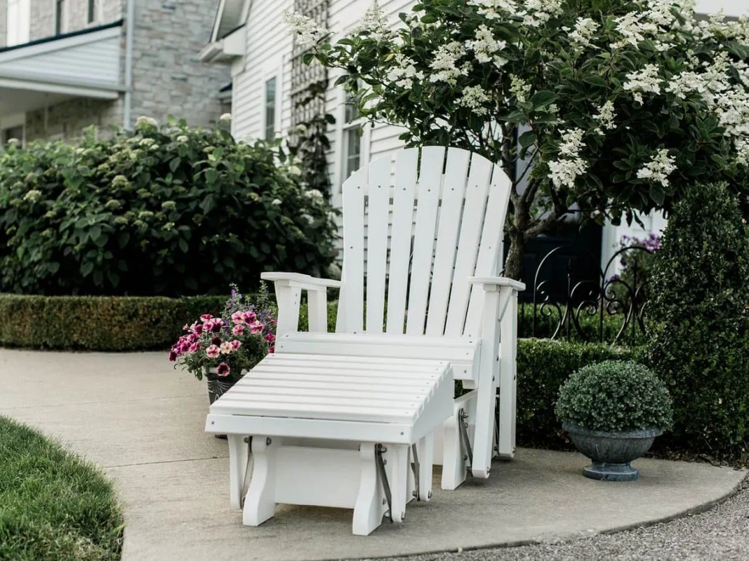 Sidra Outdoor Glider Chair