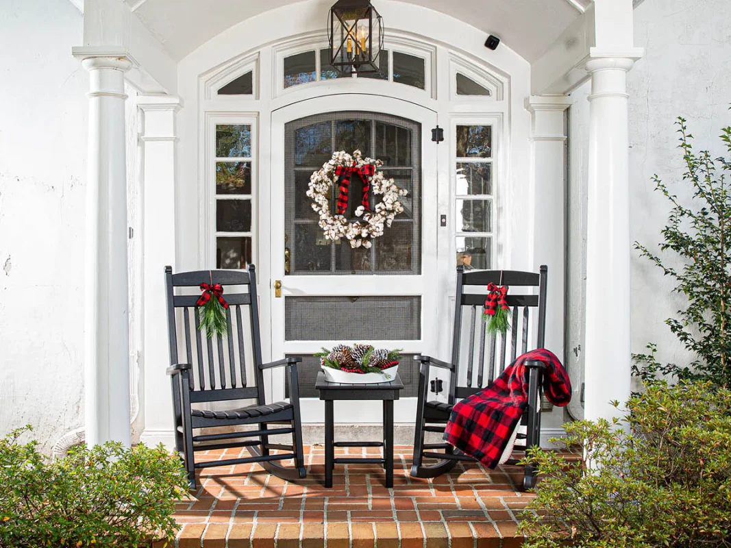 Rockers and Accent Table
