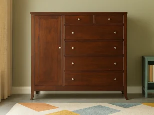 Ekron Gentleman's Chest