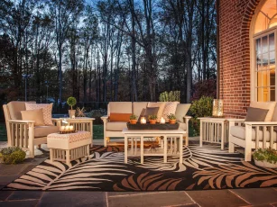 La Jolla Outdoor Furniture Set