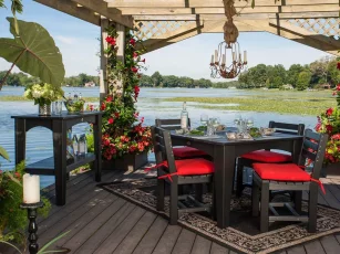 New Guinea Outdoor Set