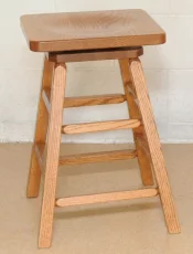 San Luis Swivel Barstool in Oak