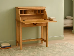 Selina Mission Secretary Desk