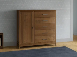 Wartrace Door Chest