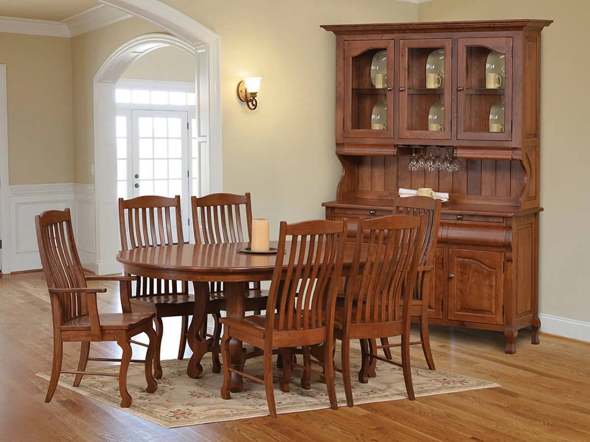 Virginian Dining Room Set image 1